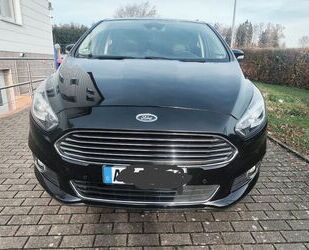 Ford S-Max Gebrauchtwagen