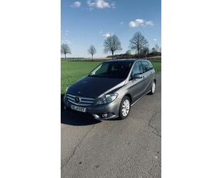 Mercedes-Benz B 180 Gebrauchtwagen