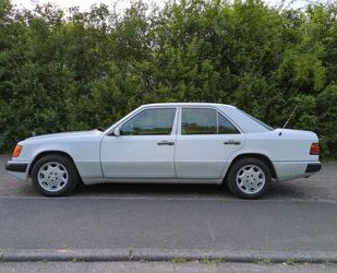 Mercedes-Benz 260 Gebrauchtwagen