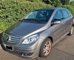 Mercedes-Benz B 180 Gebrauchtwagen