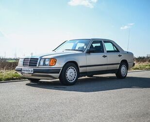 Mercedes-Benz 230 Gebrauchtwagen