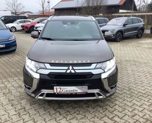 Mitsubishi Plug-in Hybrid Outlander Gebrauchtwagen