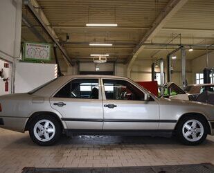 Mercedes-Benz 300 Gebrauchtwagen