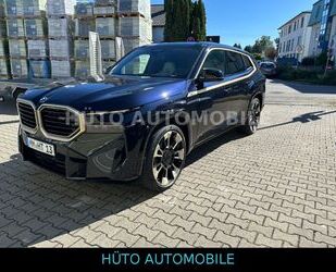 BMW BMW XM Carbonschwarz / Gold / weiß B&W MDrivers DA Gebrauchtwagen