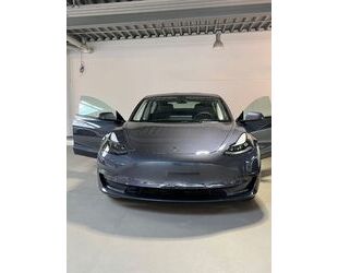 Tesla Model 3 Gebrauchtwagen
