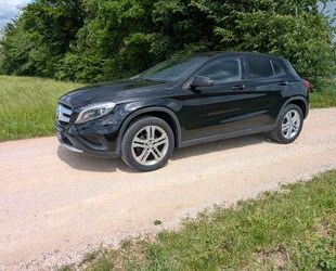 Mercedes-Benz 220 Gebrauchtwagen