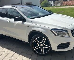 Ford GLA 200 