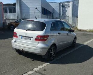 Mercedes-Benz B 180 Gebrauchtwagen
