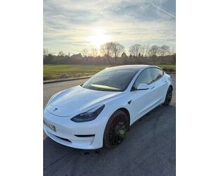 Tesla Model 3 Gebrauchtwagen