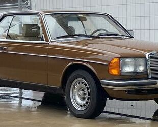 Mercedes-Benz 230 Gebrauchtwagen