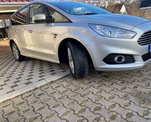 Ford S-Max Gebrauchtwagen