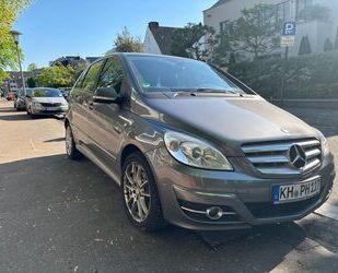 Mercedes-Benz B 180 Gebrauchtwagen