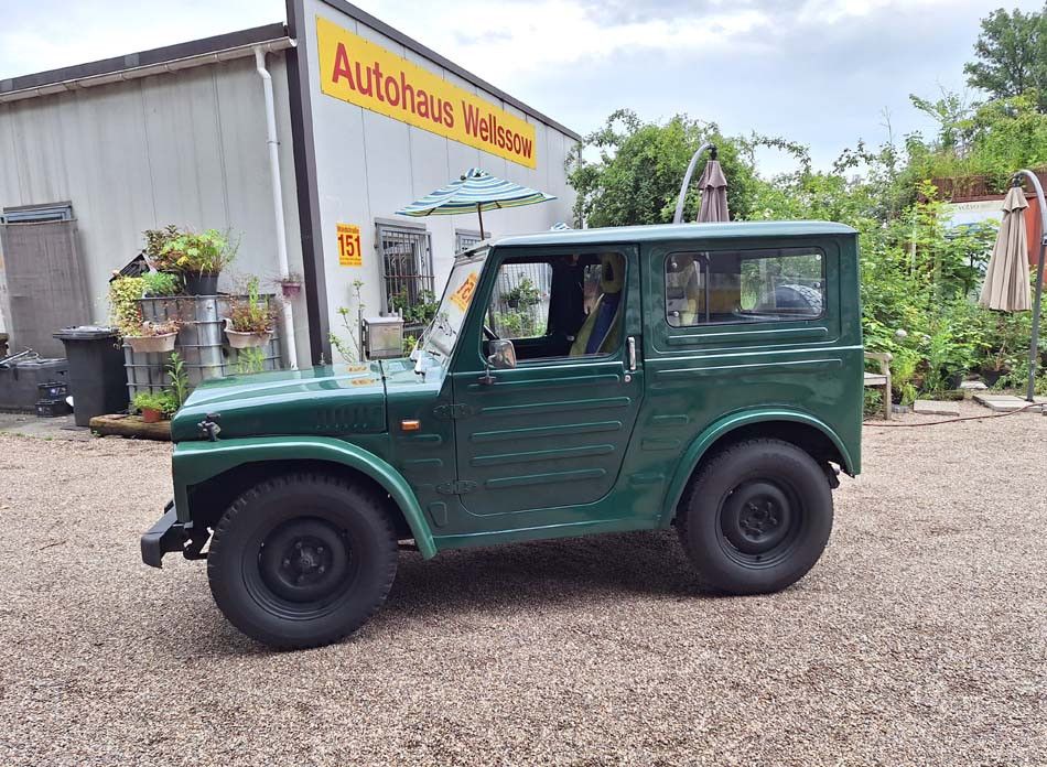 LJ