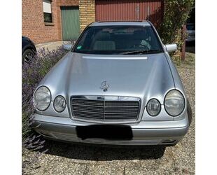 Mercedes-Benz E 220 Gebrauchtwagen