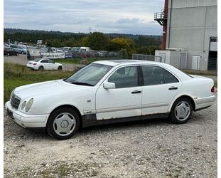 Mercedes-Benz E 240 Gebrauchtwagen
