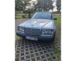 Mercedes-Benz 320 