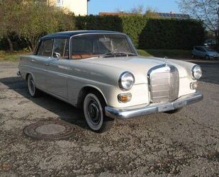 Mercedes-Benz 200 Gebrauchtwagen
