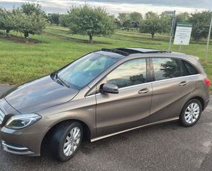 Mercedes-Benz B 180 Gebrauchtwagen