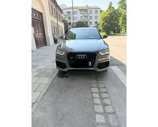 Audi RSQ3 