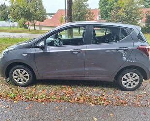 Nissan i10 