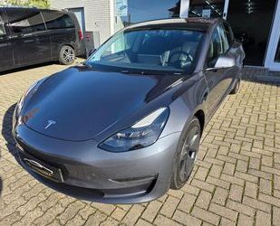 Tesla Model 3 Gebrauchtwagen