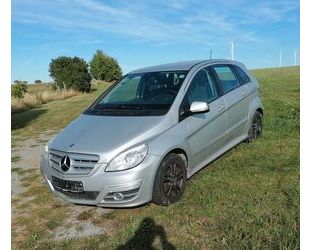 Mercedes-Benz B 180 Gebrauchtwagen