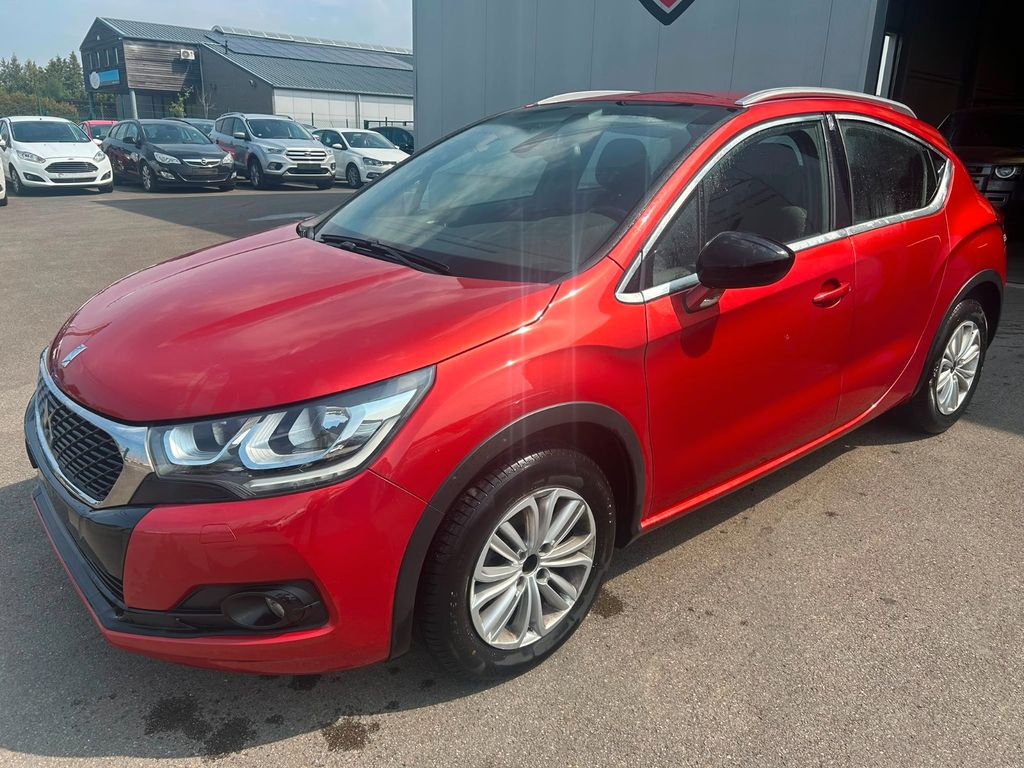 DS 4