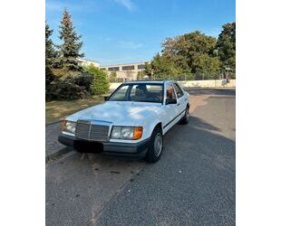 Mercedes-Benz E 230 Gebrauchtwagen