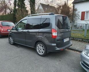 Ford Tourneo Courier Gebrauchtwagen