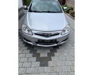 Opel Opel Tigra 1.4 TWINPORT Enjoy Enjoy Gebrauchtwagen