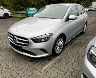 Mercedes-Benz B 220 Gebrauchtwagen