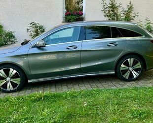 Mercedes-Benz CLA 200 Shooting Brake Gebrauchtwagen