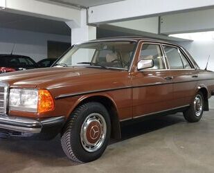Mercedes-Benz E 230 Gebrauchtwagen