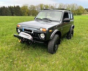 Lada Niva Gebrauchtwagen