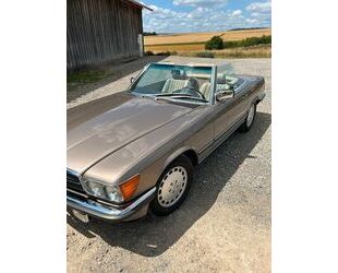 Mercedes-Benz SL 560 