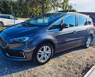 Ford S-Max Gebrauchtwagen