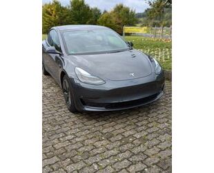 Tesla Model 3 Gebrauchtwagen