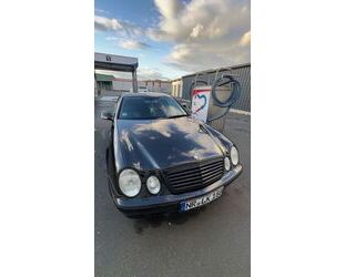 Mercedes-Benz 320 Gebrauchtwagen