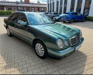 Mercedes-Benz E 230 Gebrauchtwagen