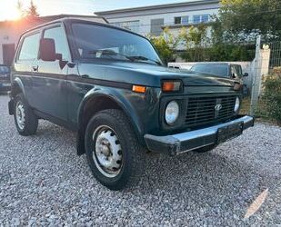 VW Niva 