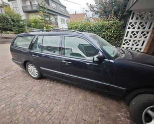 Mercedes-Benz E 240 Gebrauchtwagen