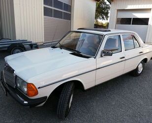 Mercedes-Benz 240 Gebrauchtwagen
