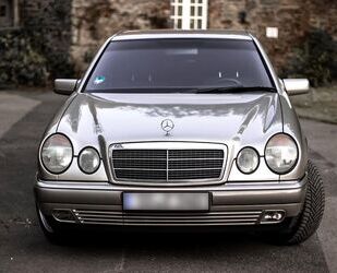 Mercedes-Benz 240 Gebrauchtwagen