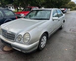 Mercedes-Benz E 200 Gebrauchtwagen