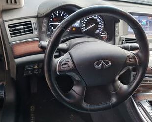 INFINITI Q70 Gebrauchtwagen
