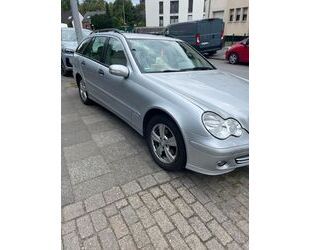 Mercedes-Benz 220 Gebrauchtwagen