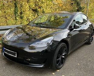 Tesla Model 3 Gebrauchtwagen