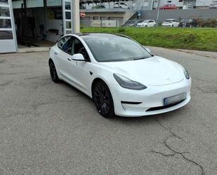 Tesla Model 3 Gebrauchtwagen
