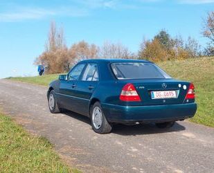Mercedes-Benz C 180 Gebrauchtwagen