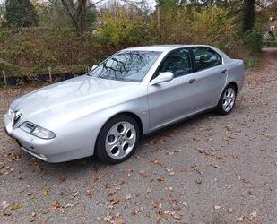 Alfa Romeo 166 